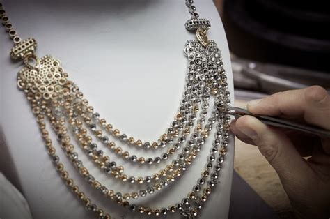 La mostra di gioielli Chanel più preziosi di tutti i tempo 